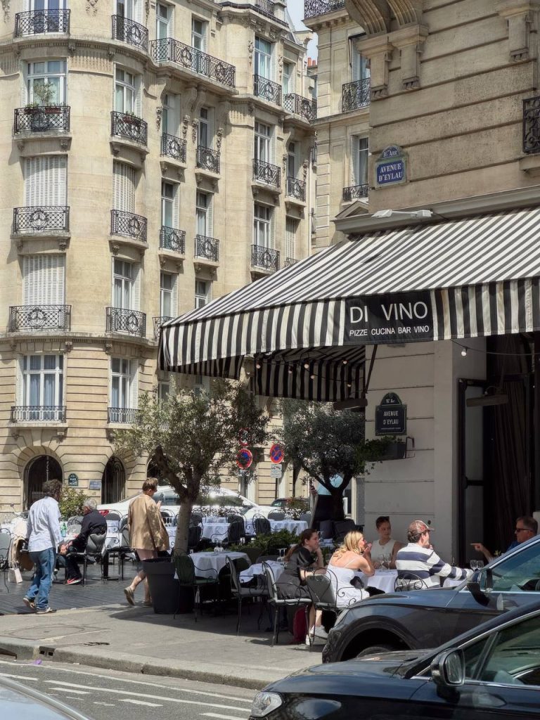 PARIS CAFES
